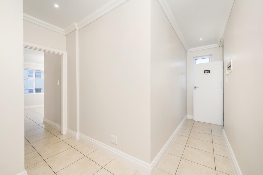 2 Bedroom Property for Sale in Humewood Eastern Cape